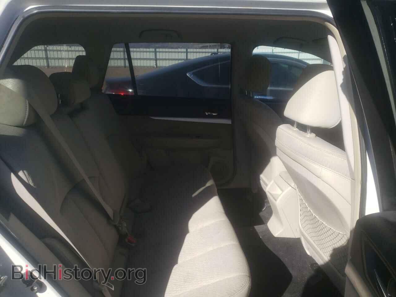 2011 SUBARU OUTBACK - VIN: 4S4BRBCC4B3388976 - Photo 11