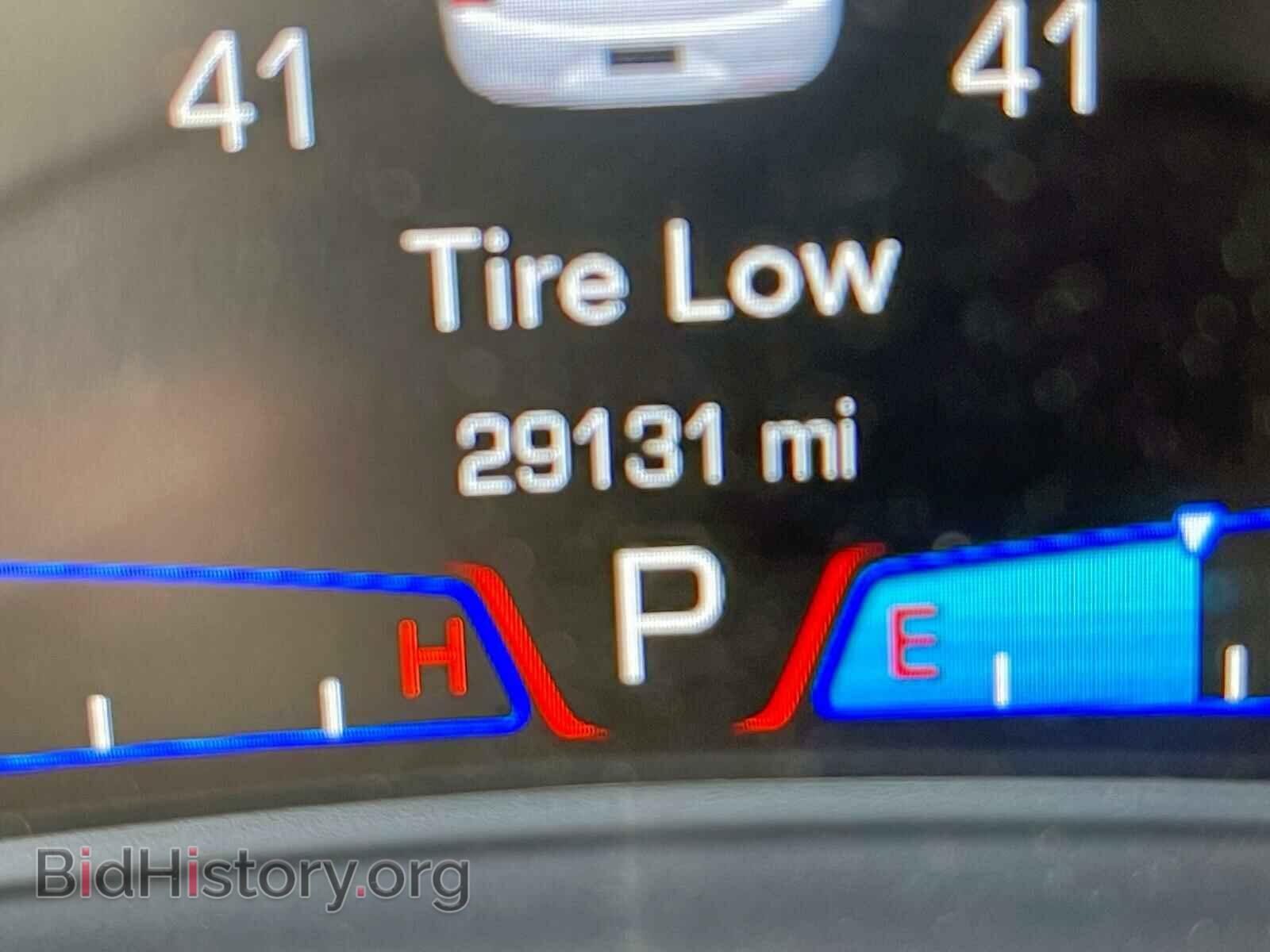 2017 CHRYSLER 300 - VIN: 2C3CCAPT7HH538636 - Фото 8