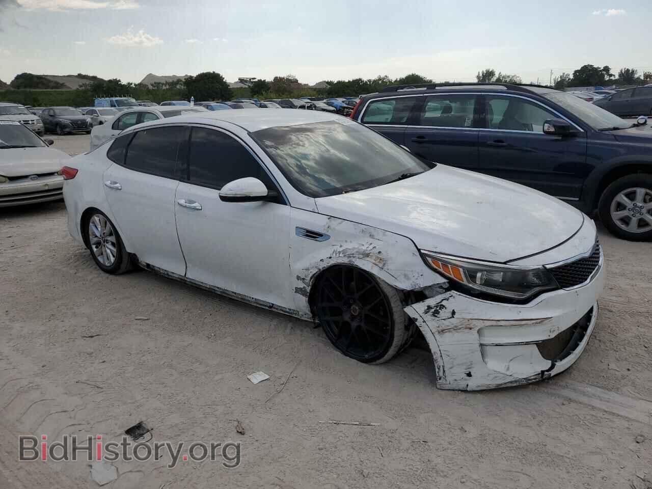 2017 KIA OPTIMA - VIN: 5XXGU4L38HG143885 - Фото 4