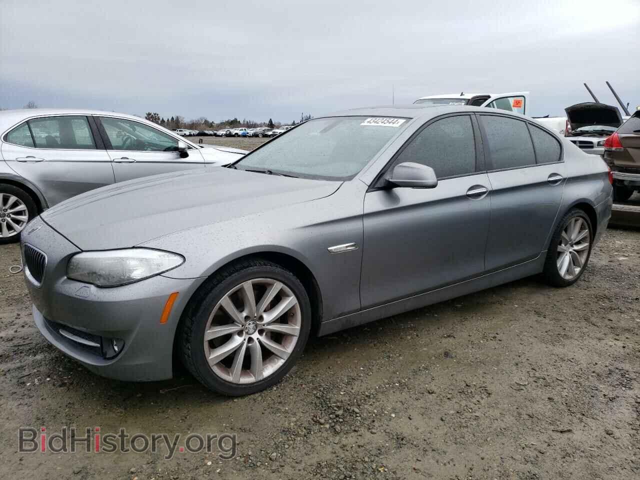 Фотография WBAFR7C59BC603012 - BMW 5 SERIES 2011