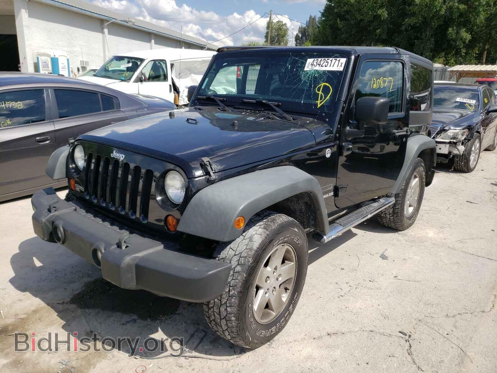 2011 JEEP WRANGLER - VIN: 1J4AA2D17BL533071 - Фото 2