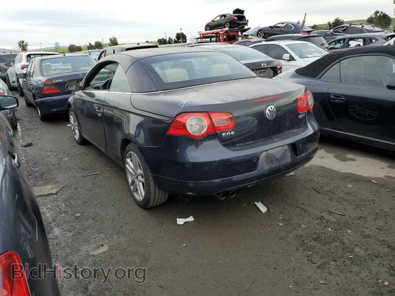 2008 VOLKSWAGEN EOS - VIN: WVWFA71F78V024409 - Фото 2