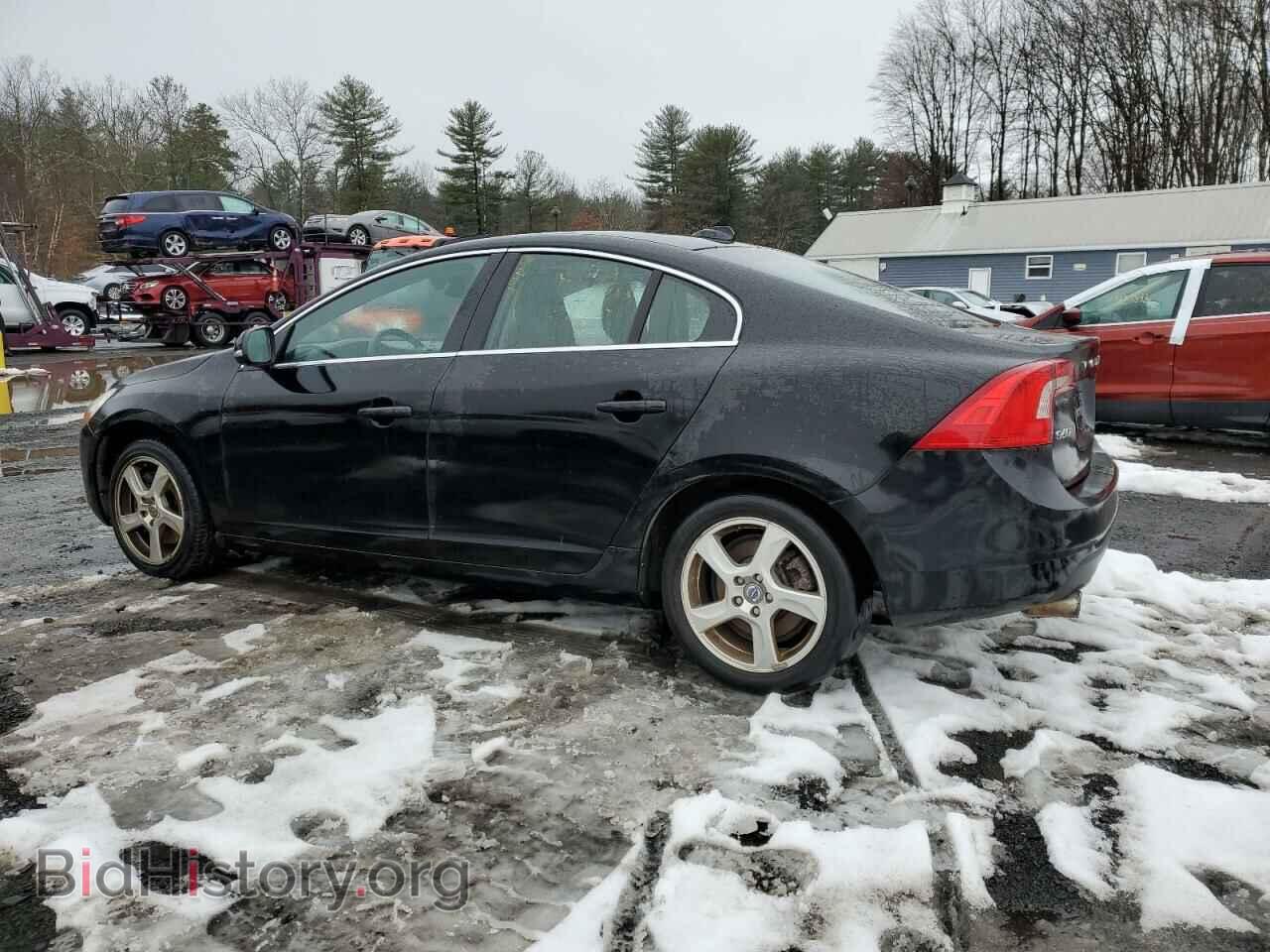 2013 VOLVO S60 - VIN: YV1612FH3D2208829 - Фото 2