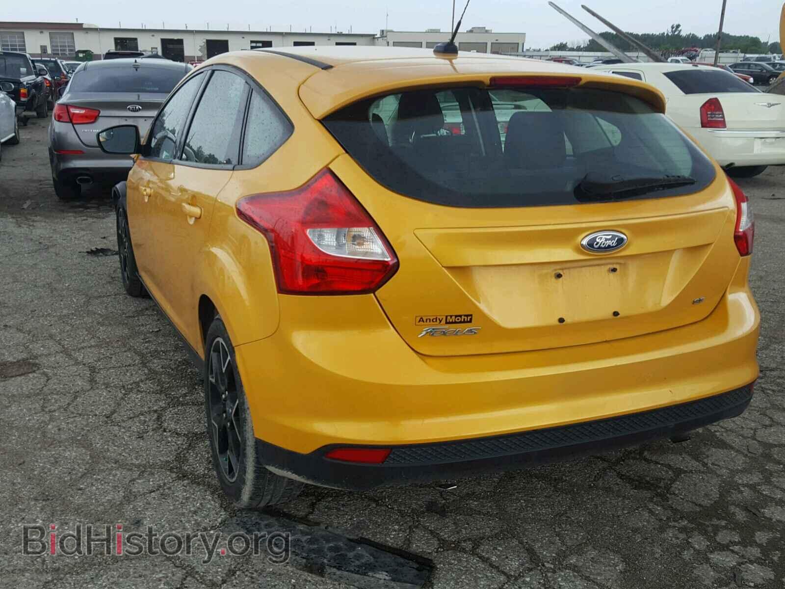 2012 Ford FOCUS (VIN 1FAHP3K21CL152828) — фото 3 из 10
