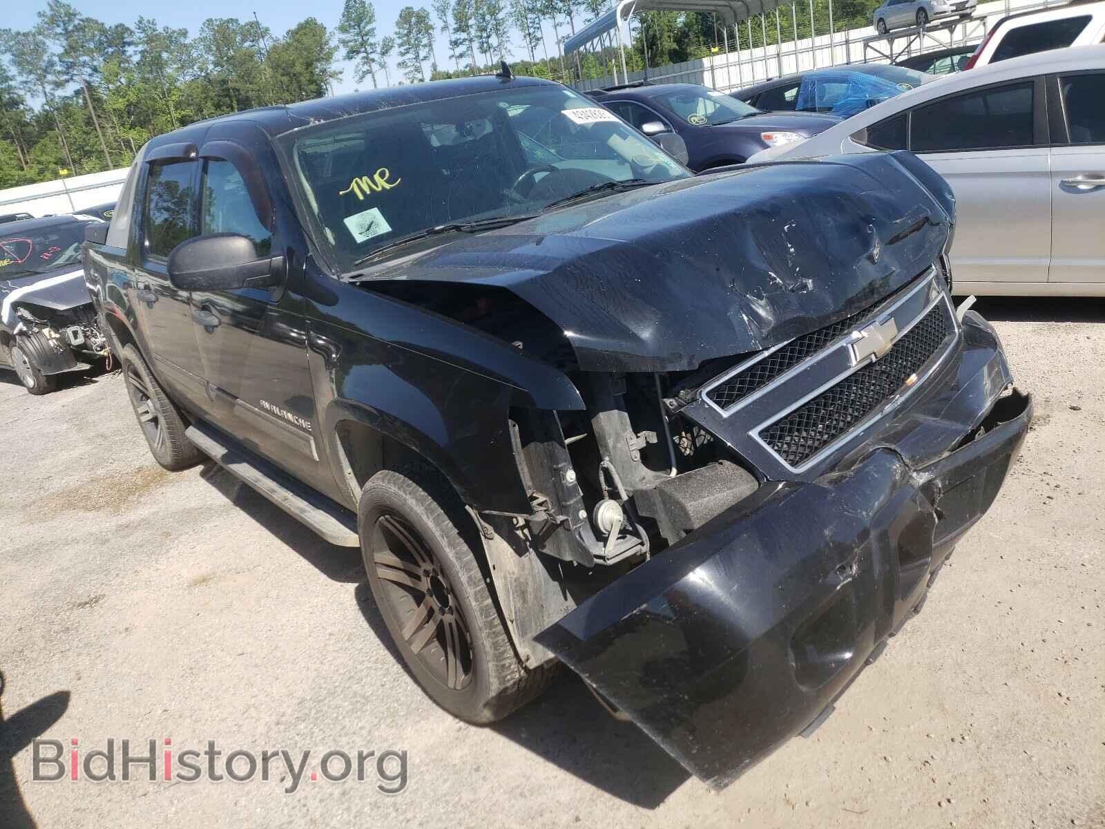 Photo 3GNNCEE09AG164290 - CHEVROLET AVALANCHE 2010