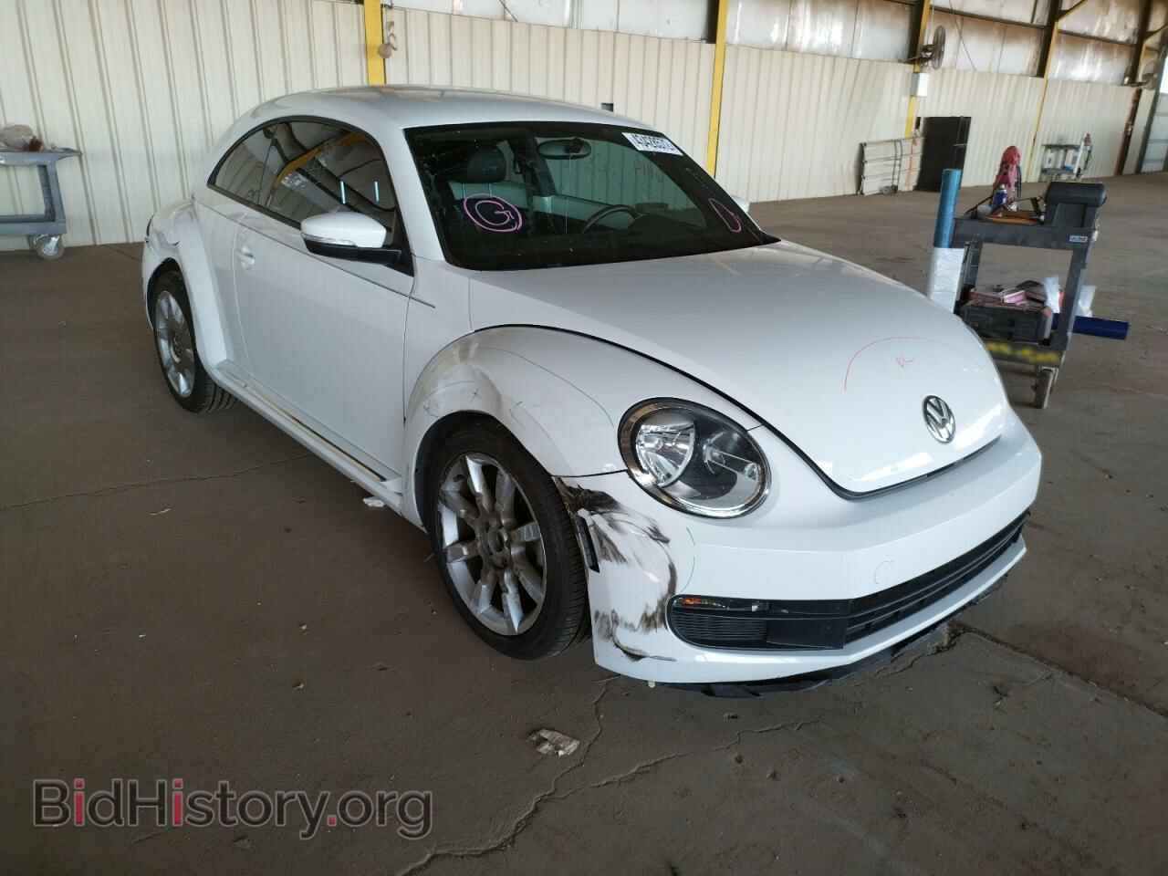 Photo 3VWJP7AT3CM652921 - VOLKSWAGEN BEETLE 2012