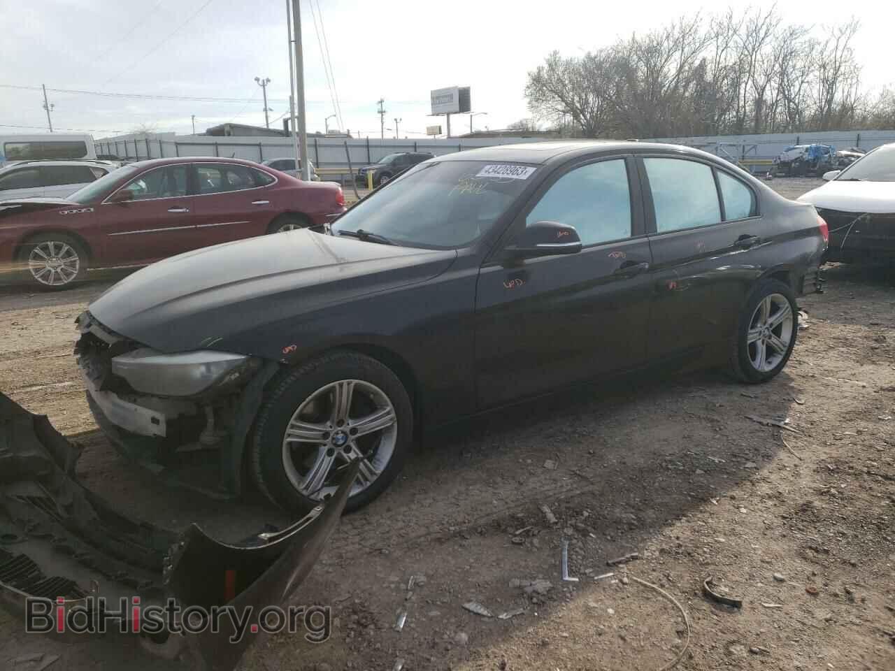 Photo WBA3C1C50DF444237 - BMW 3 SERIES 2013