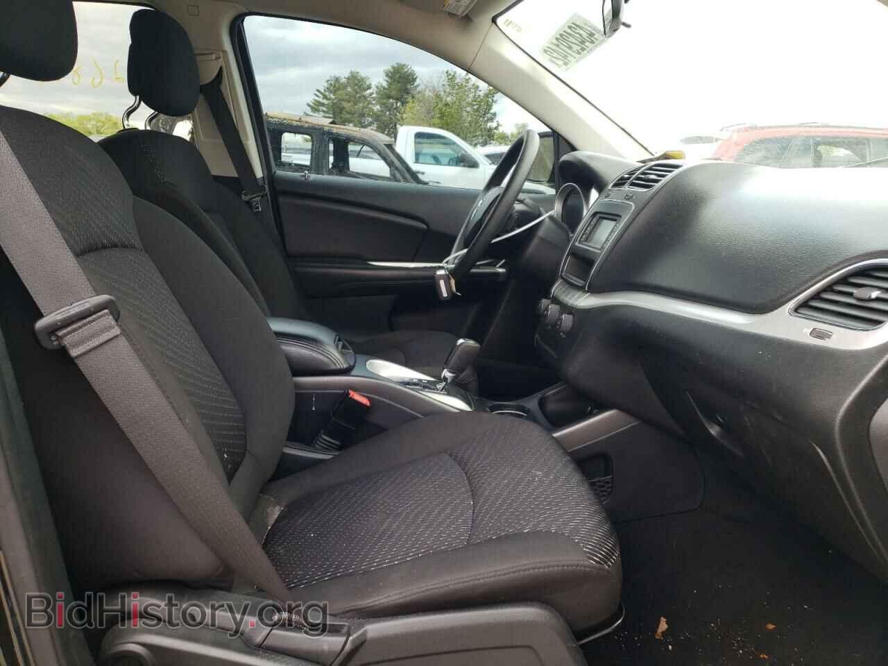 2018 DODGE JOURNEY - VIN: 3C4PDCAB9JT171581 - Фото 5