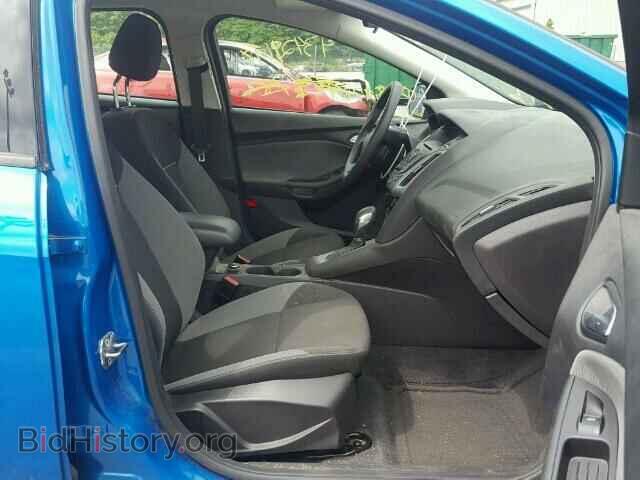 2012 Ford FOCUS (VIN 1FAHP3F25CL218596) — photo 5 of 10