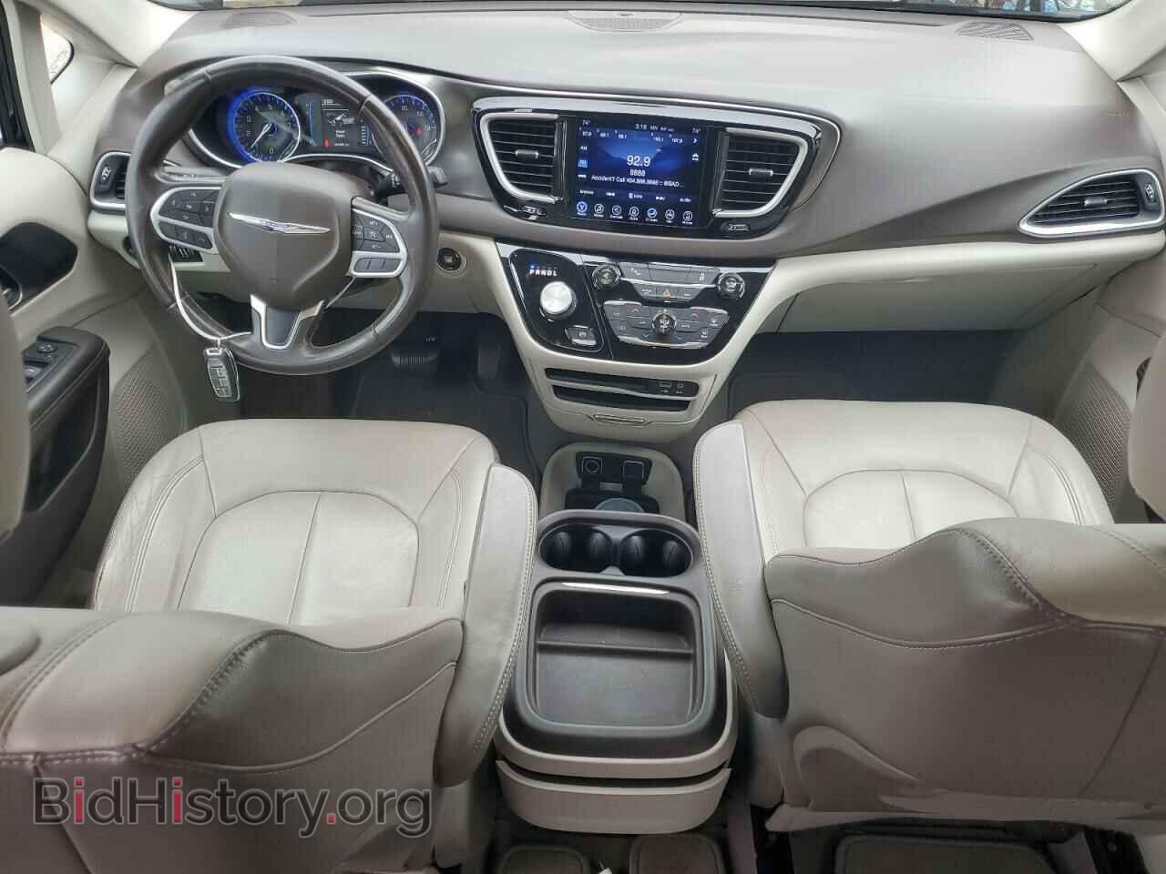 2017 CHRYSLER PACIFICA - VIN: 2C4RC1BG9HR587654 - Фото 8