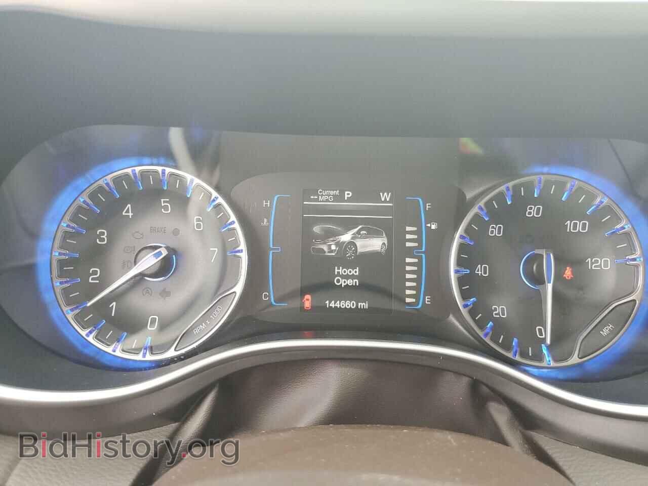 2017 CHRYSLER PACIFICA - VIN: 2C4RC1BG9HR587654 - Фото 9