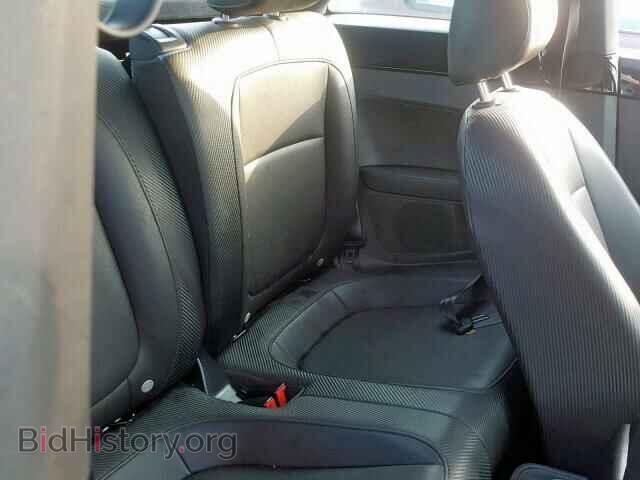 2013 VOLKSWAGEN BEETLE - VIN: 3VWJX7AT7DM651823 - Фото 6