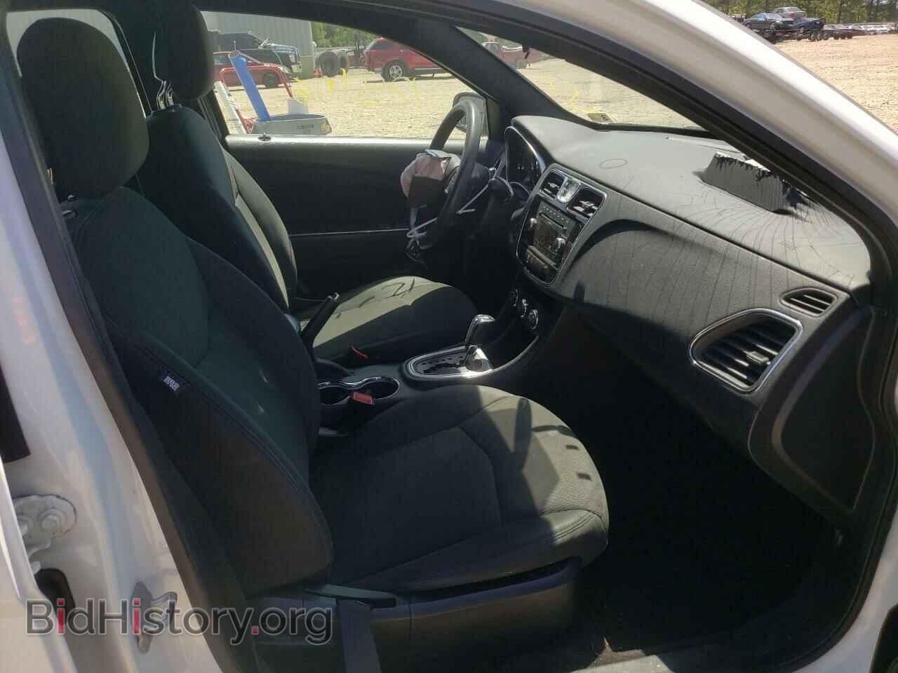 2011 CHRYSLER 200 - VIN: 1C3BC4FBXBN547626 - Фото 5