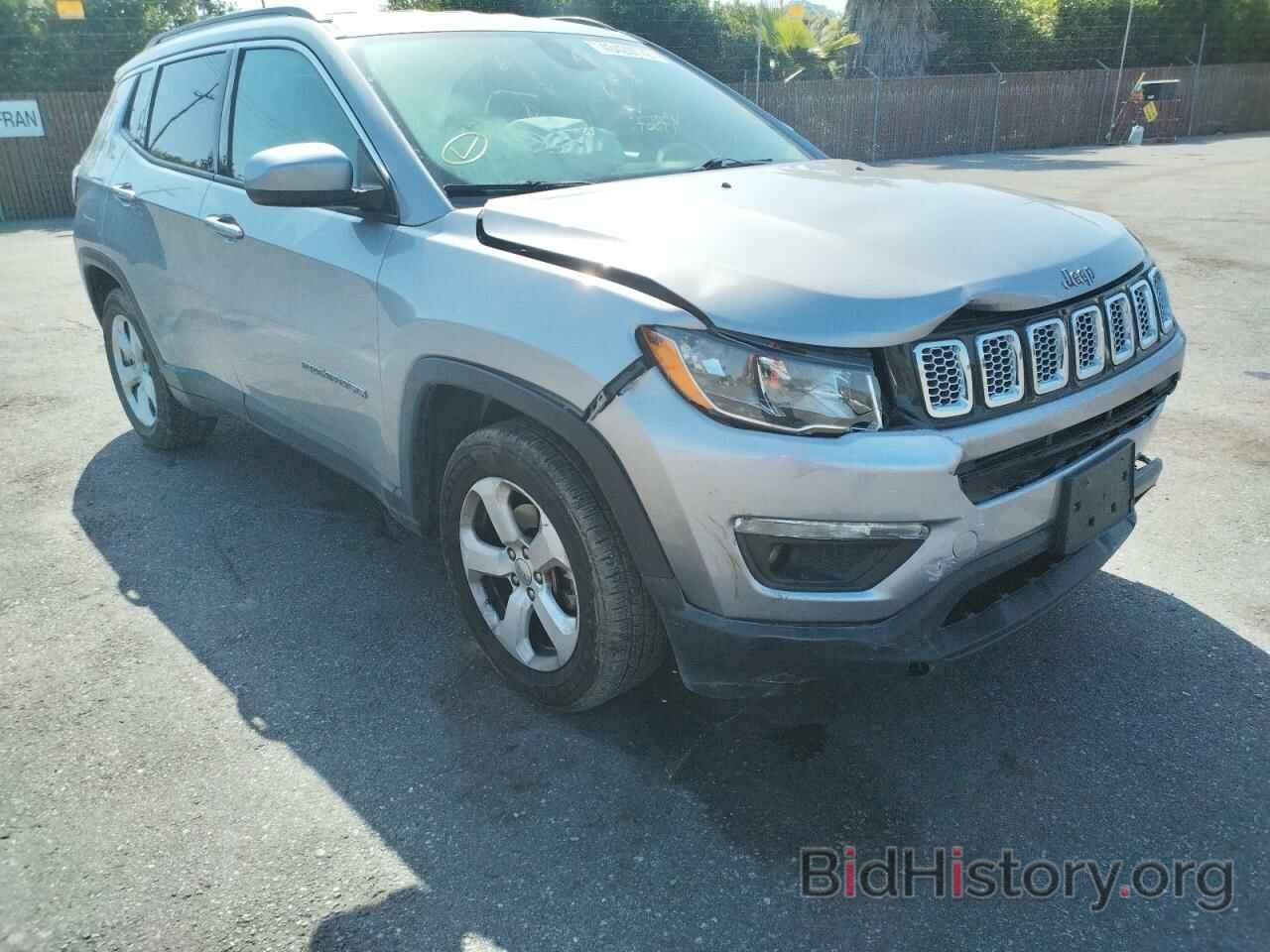 Photo 3C4NJCBB4JT137059 - JEEP COMPASS 2018