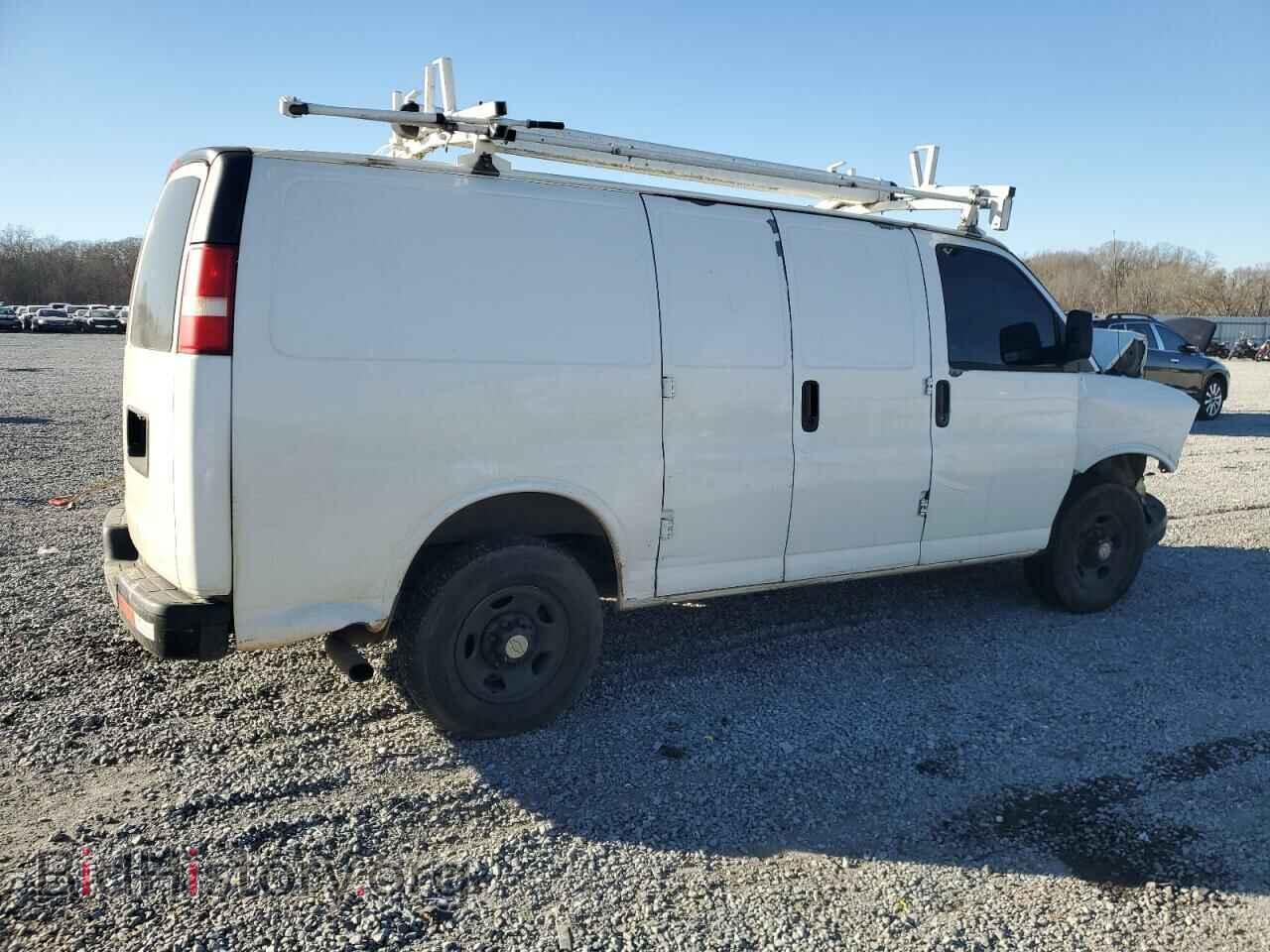 2011 CHEVROLET EXPRESS - VIN: 1GCWGFCA9B1109910 - Фото 3