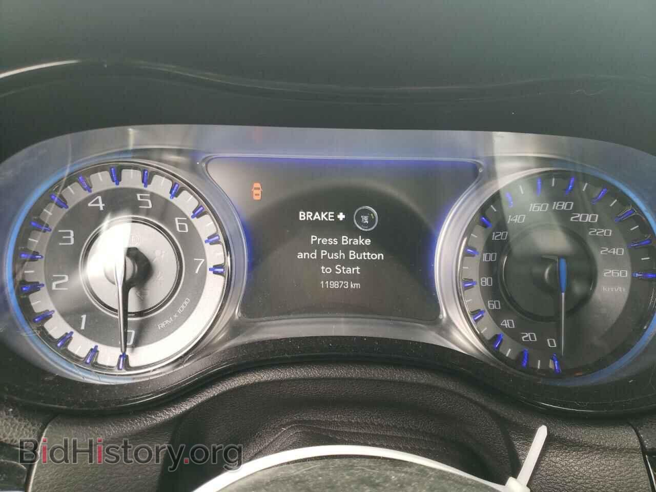 2017 CHRYSLER 300 - VIN: 2C3CCABG0HH653296 - Фото 8