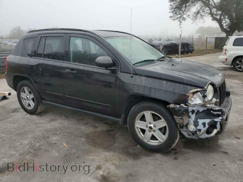 2008 Jeep COMPASS (VIN 1J8FT47W28D668334) — фото 4 из 13