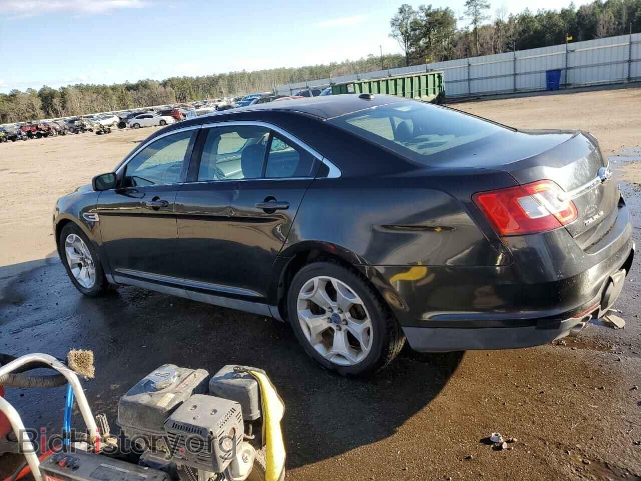 2011 FORD TAURUS - VIN: 1FAHP2HW2BG134365 - Photo 2