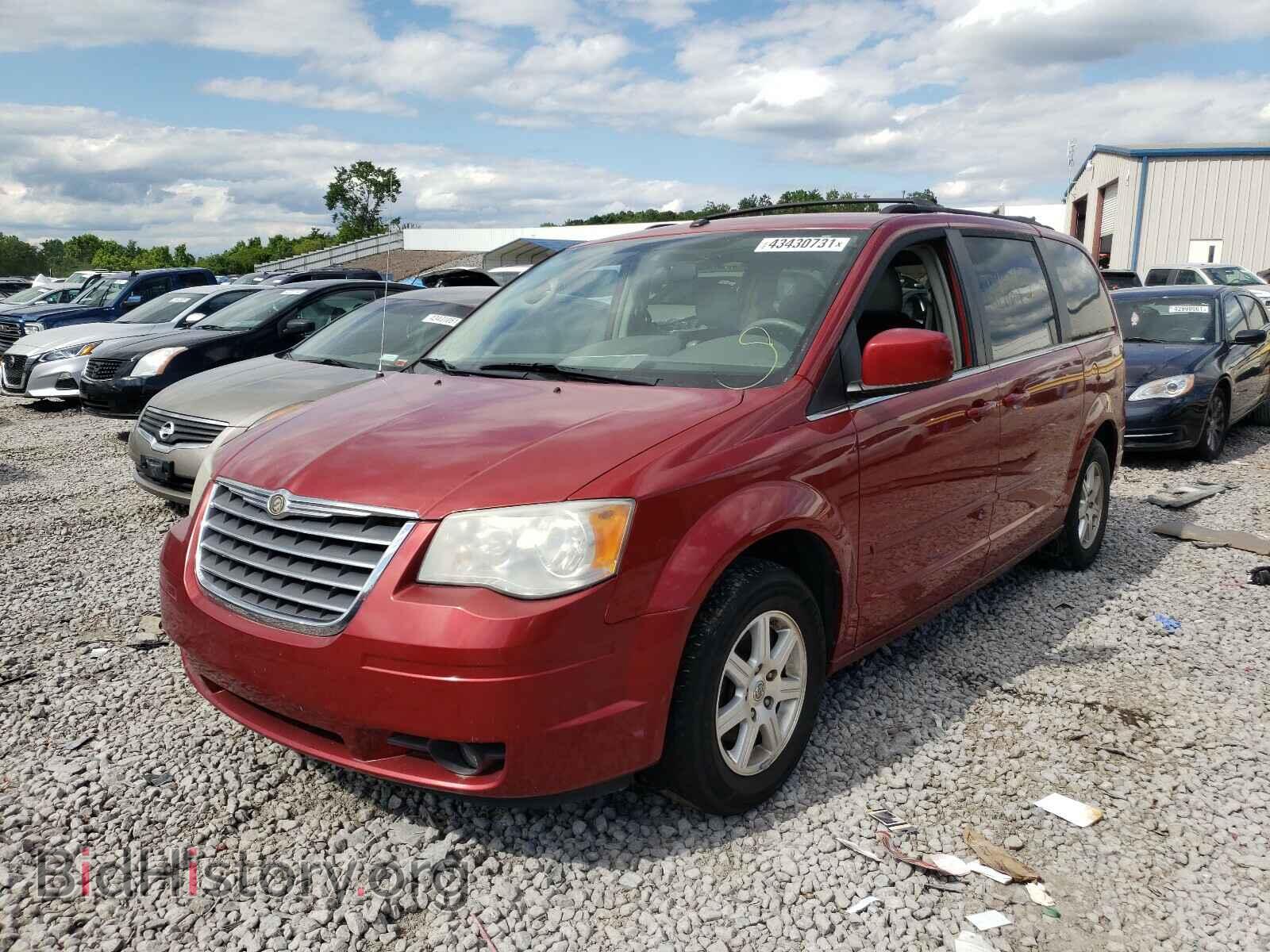 2008 CHRYSLER MINIVAN - VIN: 2A8HR54P08R647246 - Фото 2
