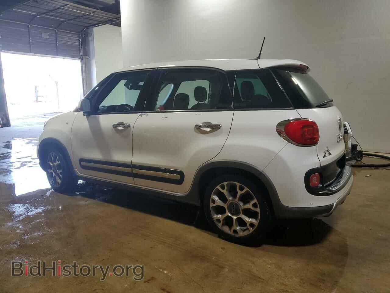 2017 FIAT 500 - VIN: ZFBCFADH9HZ040010 - Photo 2