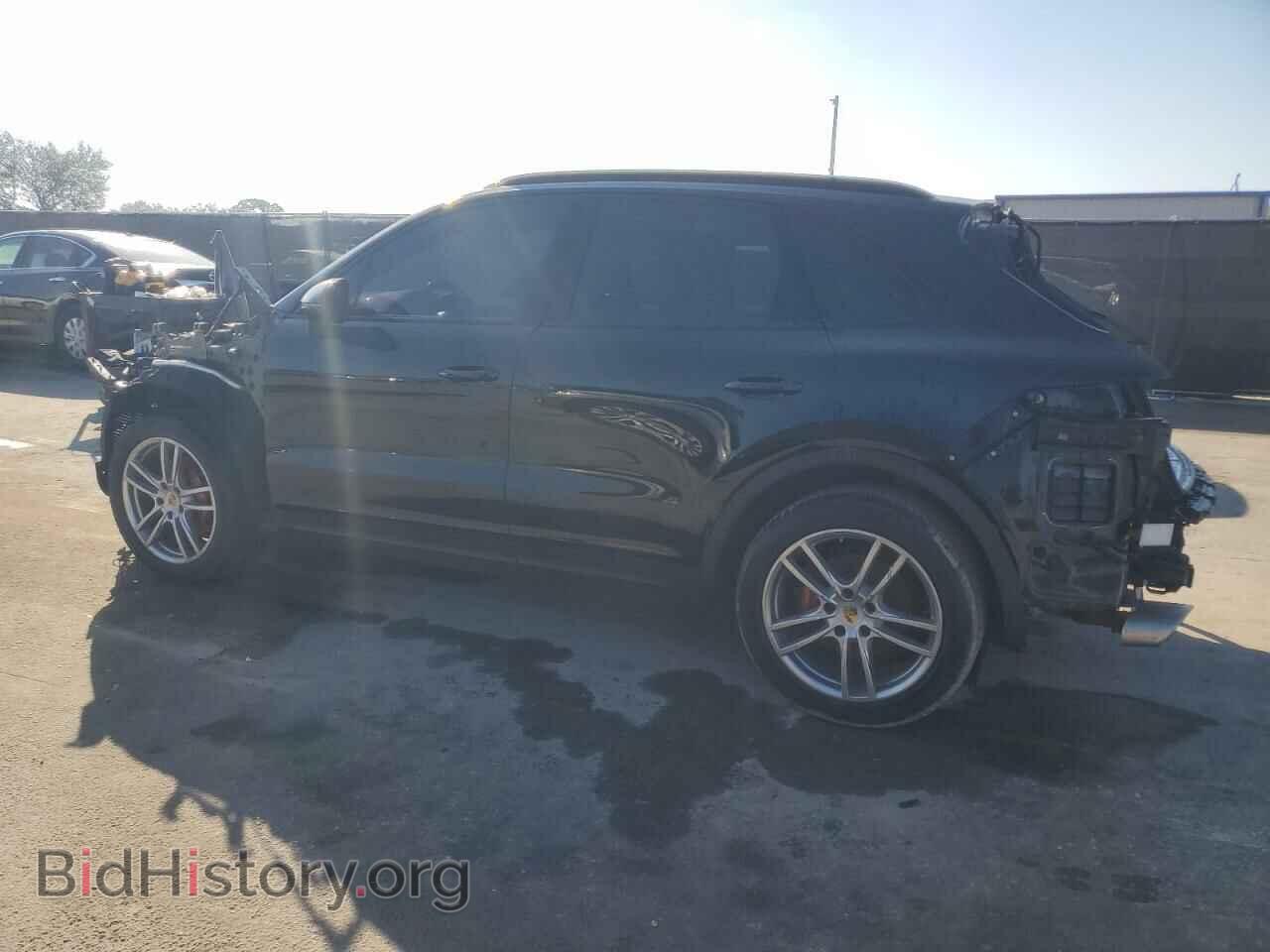 2019 PORSCHE CAYENNE - VIN: WP1AA2AY6KDA06946 - Photo 2