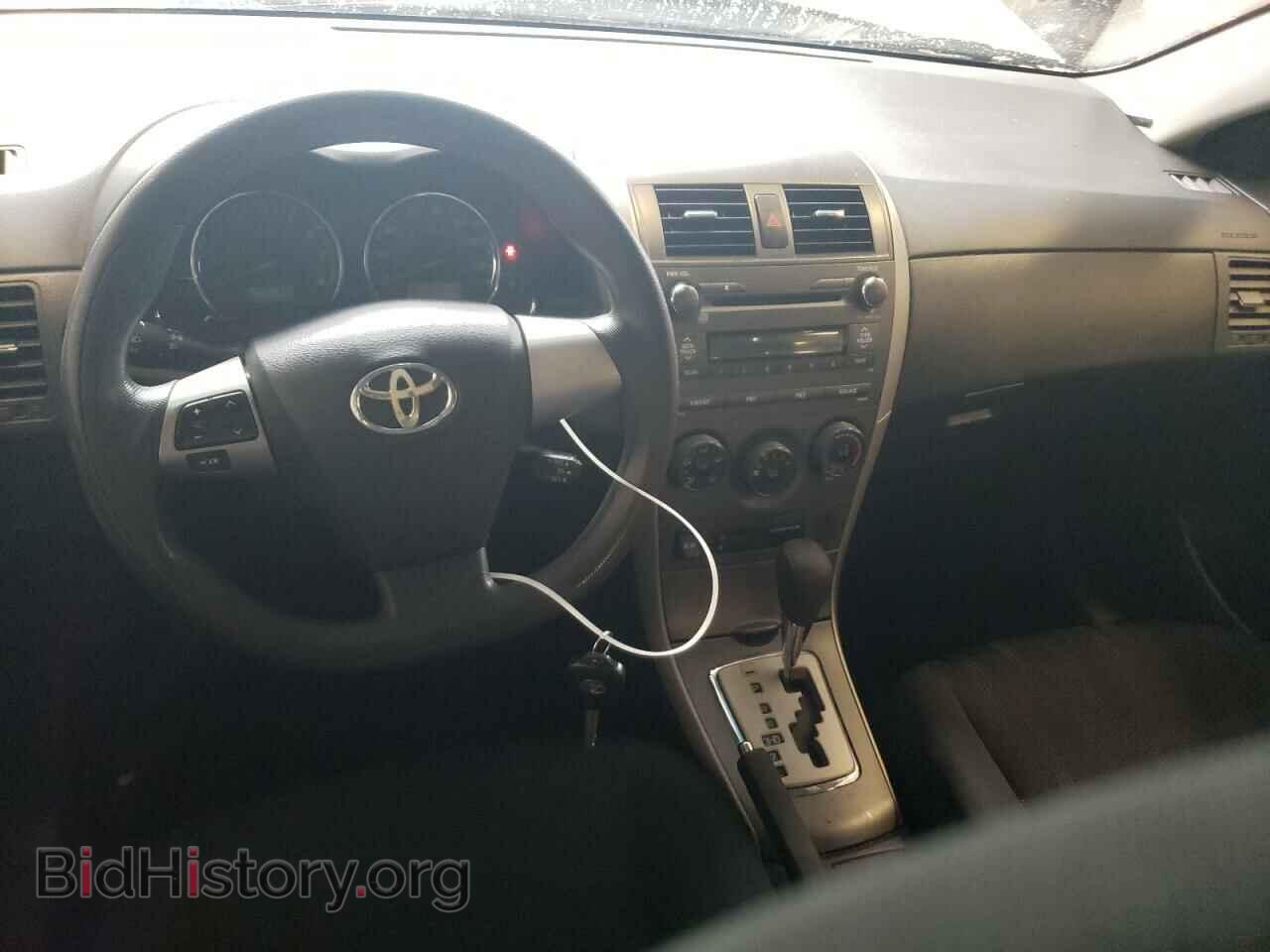 2011 TOYOTA COROLLA - VIN: 2T1BU4EE0BC649542 - Фото 8