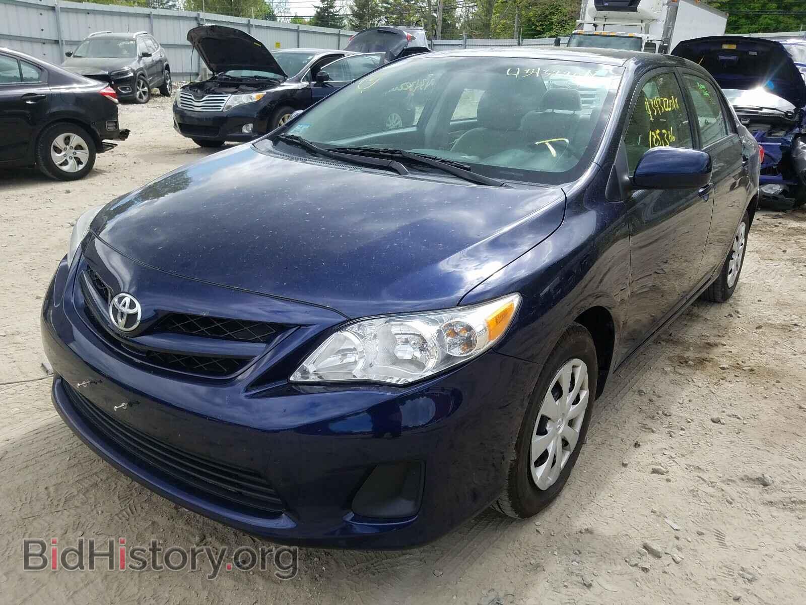 2011 TOYOTA COROLLA - VIN: 2T1BU4EEXBC672133 - Фото 2