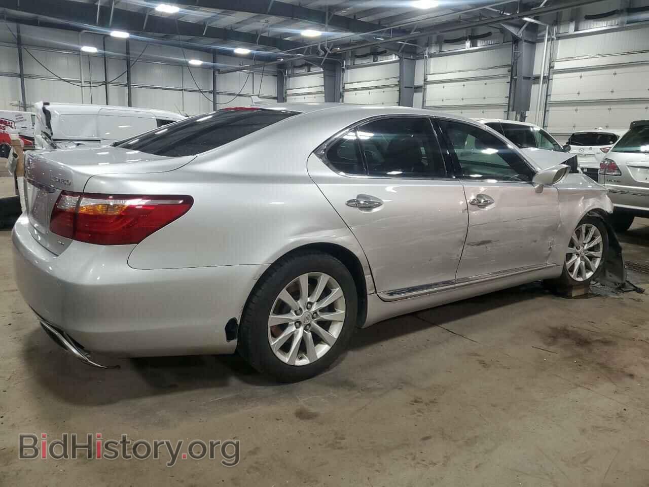2010 LEXUS LS460 - VIN: JTHCL5EF3A5007249 - Фото 3