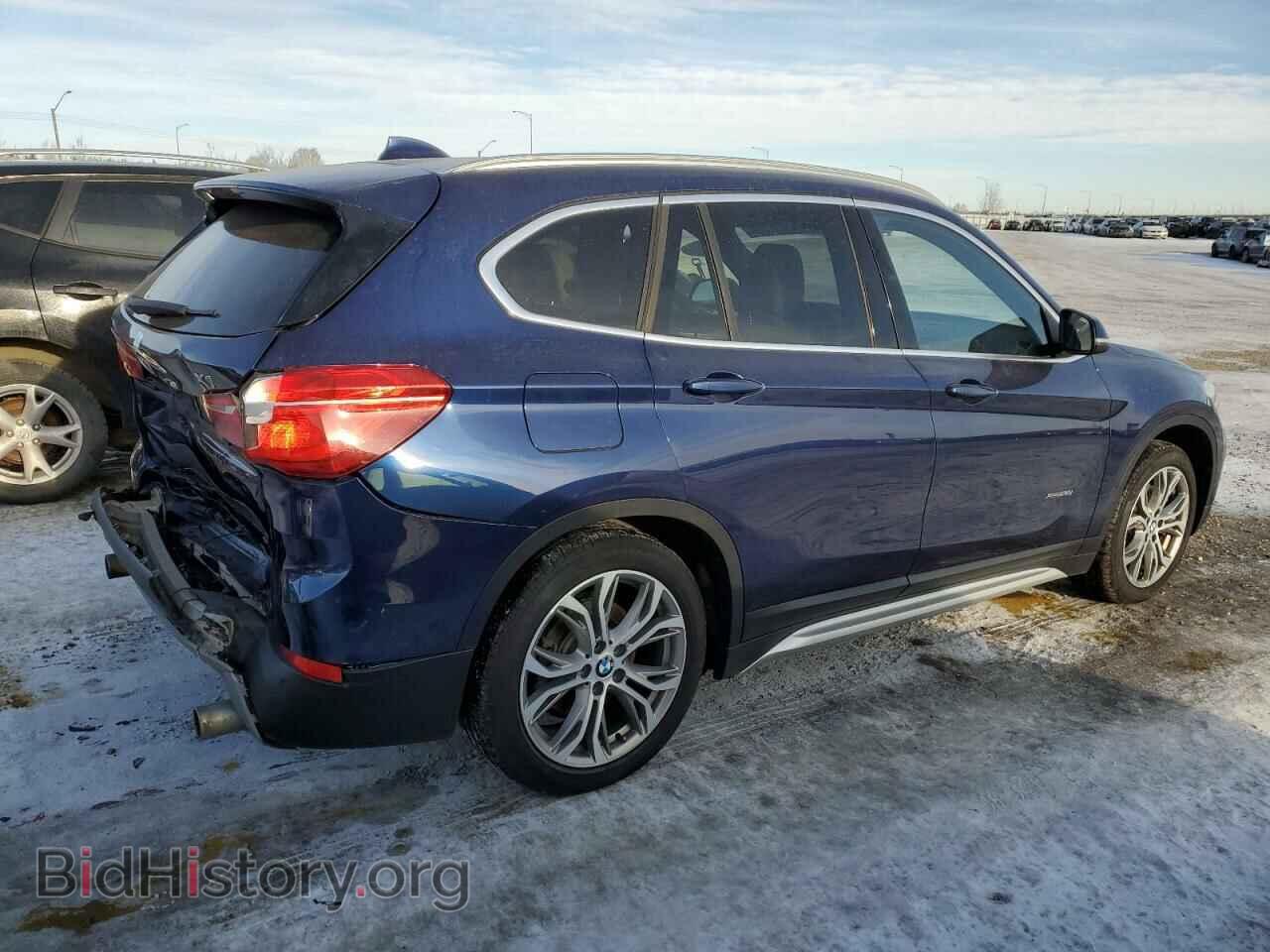 2017 BMW X1 - VIN: WBXHT3C31H5F69090 - Фото 3