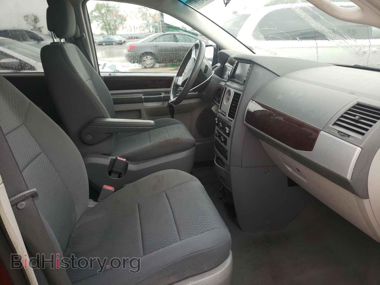 2010 CHRYSLER MINIVAN - VIN: 2A4RR5D1XAR373948 - Фото 5
