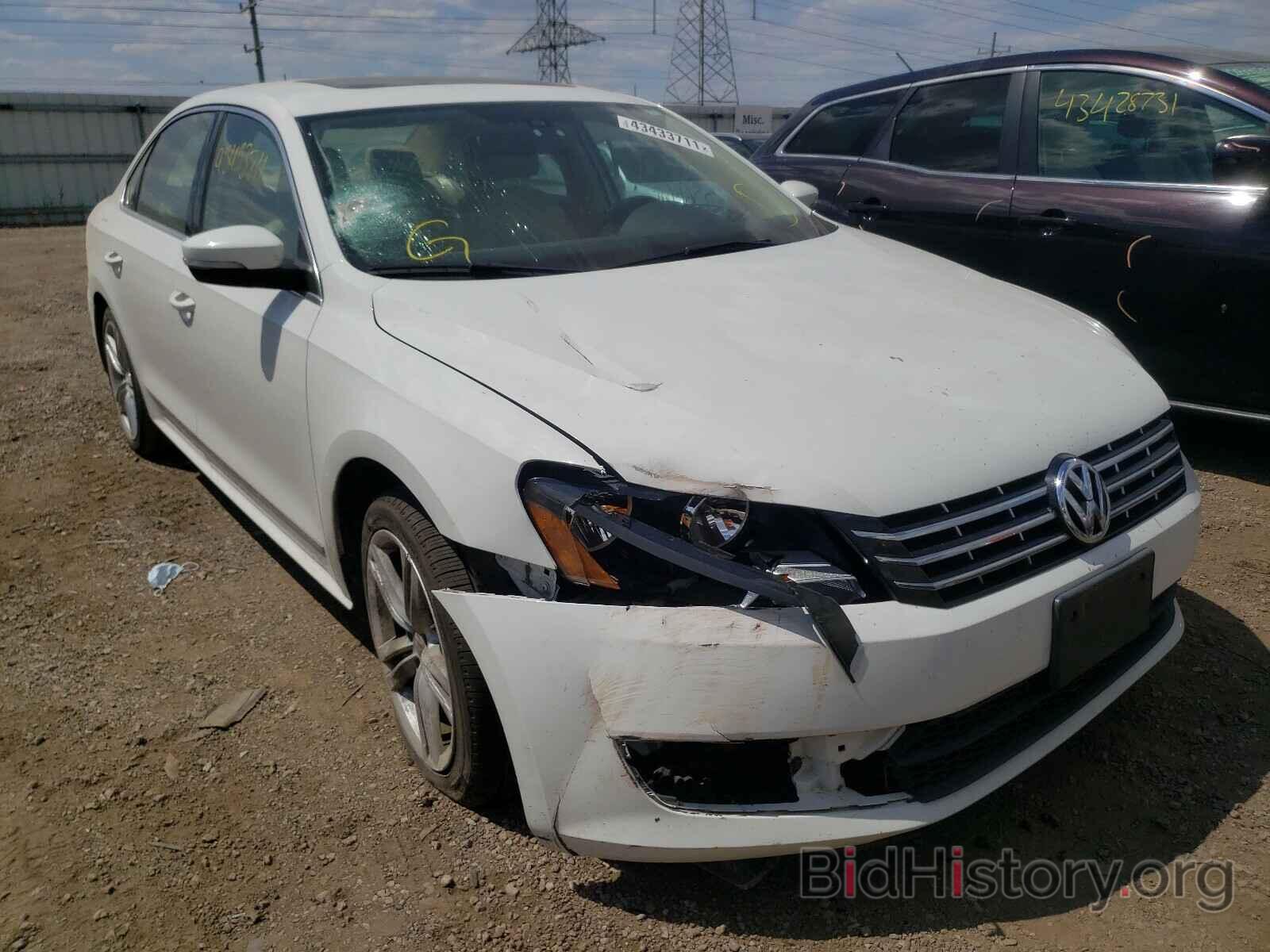 Photo 1VWCM7A38DC057020 - VOLKSWAGEN PASSAT 2013