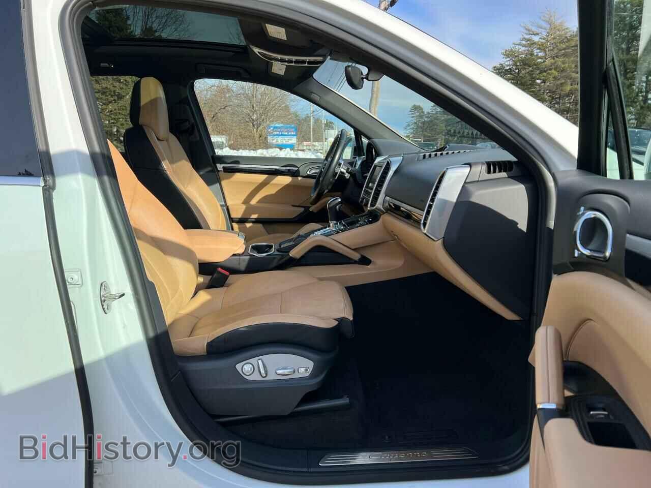 2016 PORSCHE CAYENNE - VIN: WP1AA2A24GLA04377 - Фото 5