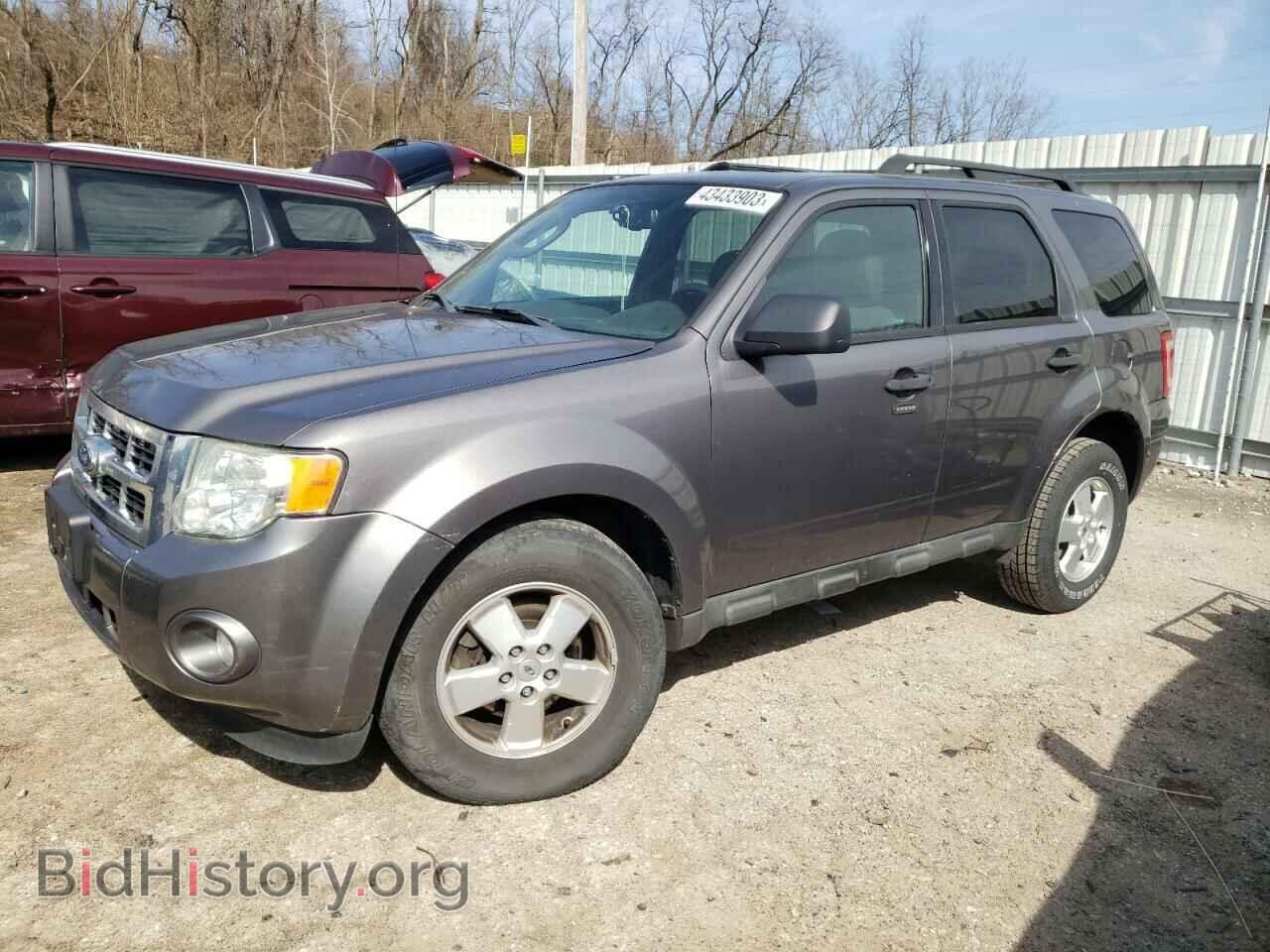 Фотография 1FMCU0D76BKC40603 - FORD ESCAPE 2011
