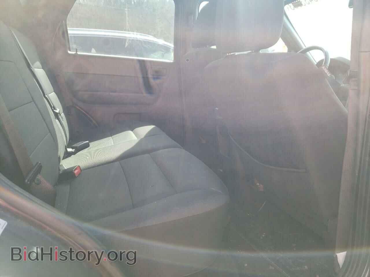 2011 FORD ESCAPE - VIN: 1FMCU0D76BKC40603 - Фото 10