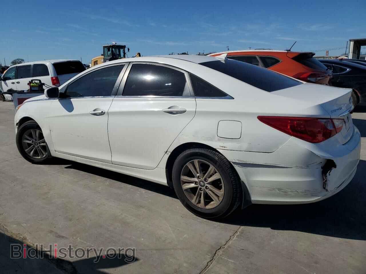 2013 HYUNDAI SONATA - VIN: 5NPEB4AC6DH569587 - Фото 2