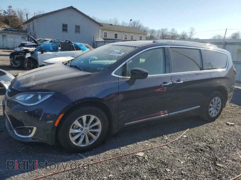 2019 Chrysler PACIFICA Touring L (VIN 2C4RC1BG8KR527615) — photo 1 of 13, Copart, damage: side