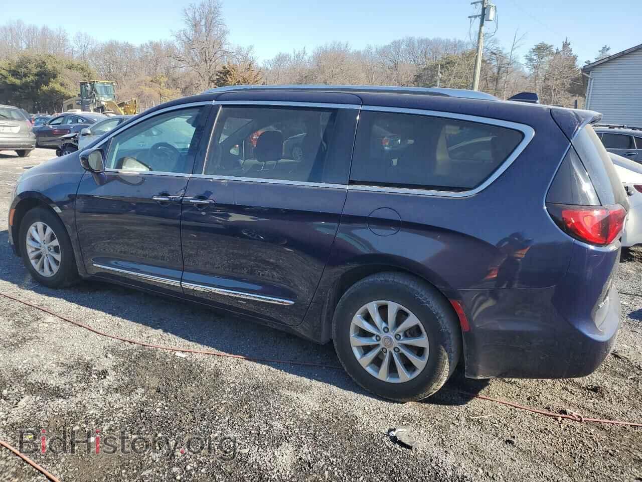 2019 CHRYSLER PACIFICA - VIN: 2C4RC1BG8KR527615 - Фото 2