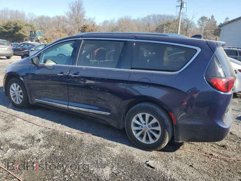 2019 Chrysler PACIFICA (VIN 2C4RC1BG8KR527615) — photo 2 of 13