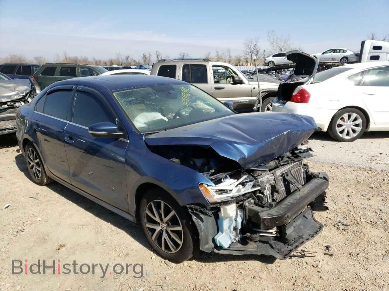 2017 VOLKSWAGEN JETTA - VIN: 3VWDB7AJ5HM246513 - Фото 4