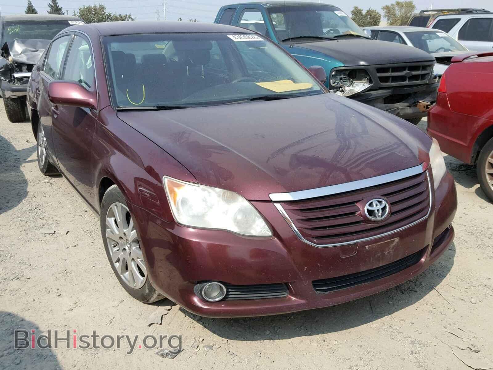 Photo  - TOYOTA AVALON 2008