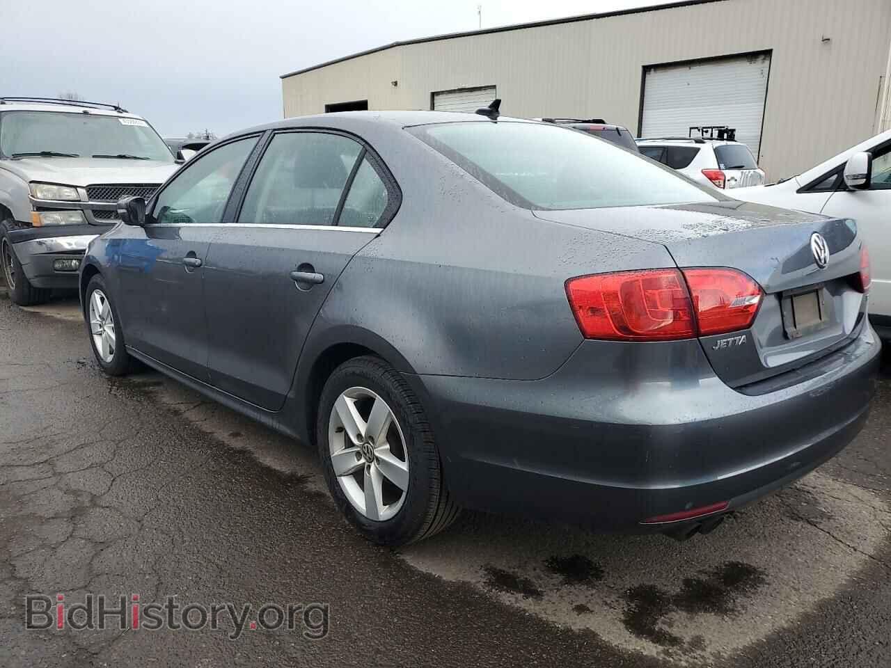 2014 VOLKSWAGEN JETTA - VIN: 3VWLL7AJ5EM225567 - Фото 2