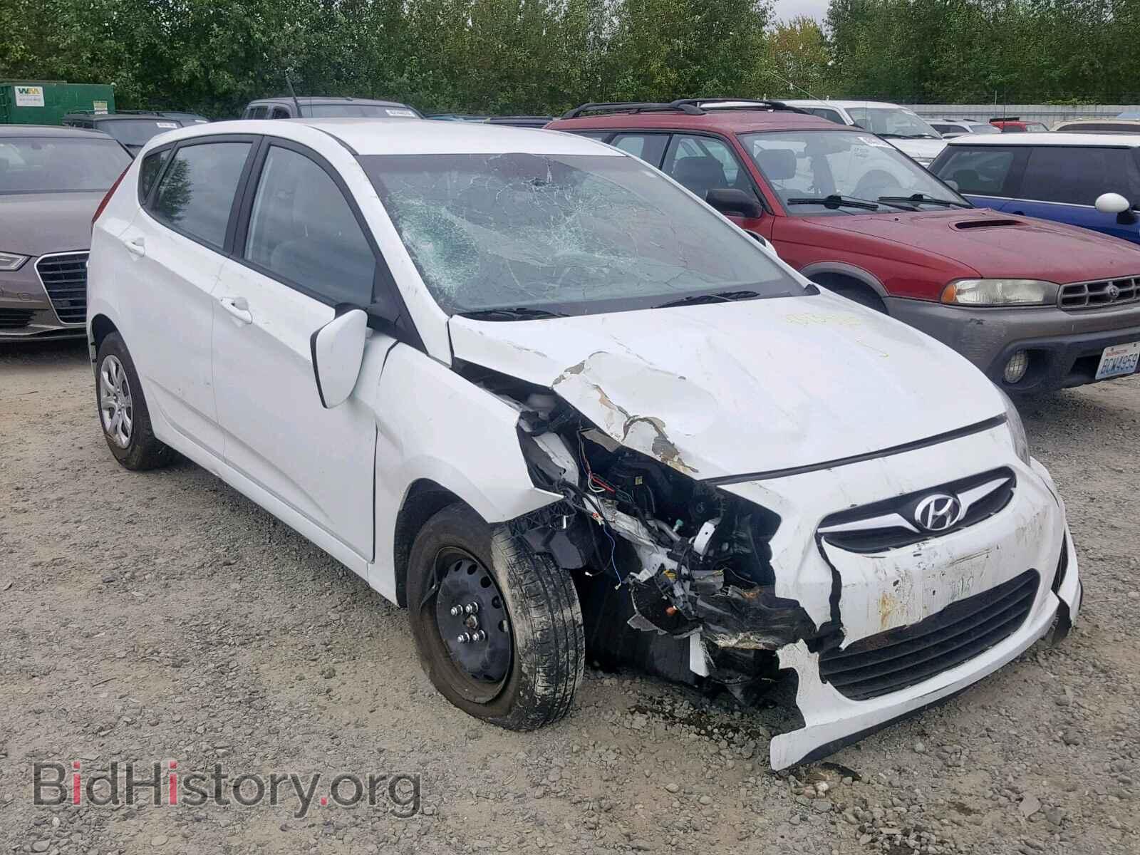 Фотография KMHCT5AE2DU108058 - HYUNDAI ACCENT 2013