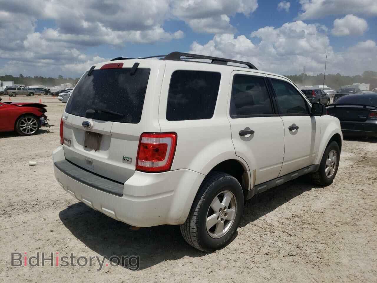 2011 FORD ESCAPE - VIN: 1FMCU0DG1BKB03083 - Фото 4