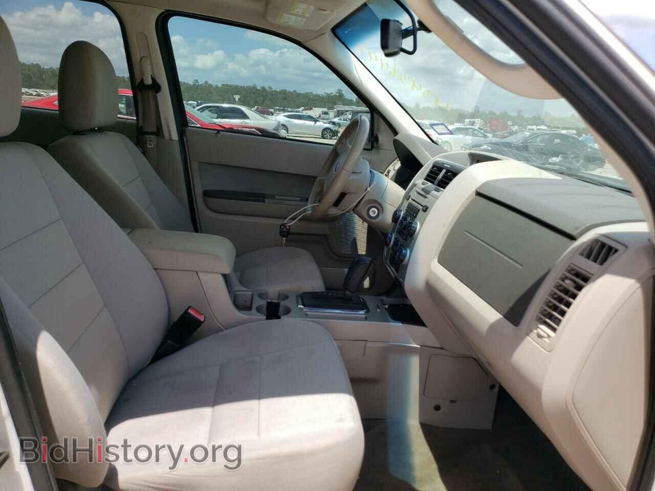 2011 FORD ESCAPE - VIN: 1FMCU0DG1BKB03083 - Фото 5