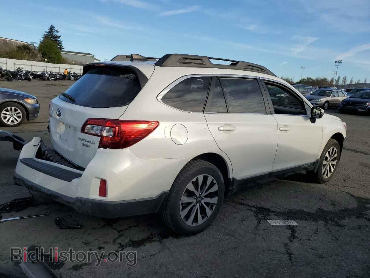 2017 SUBARU OUTBACK - VIN: 4S4BSENC5H3350989 - Фото 3