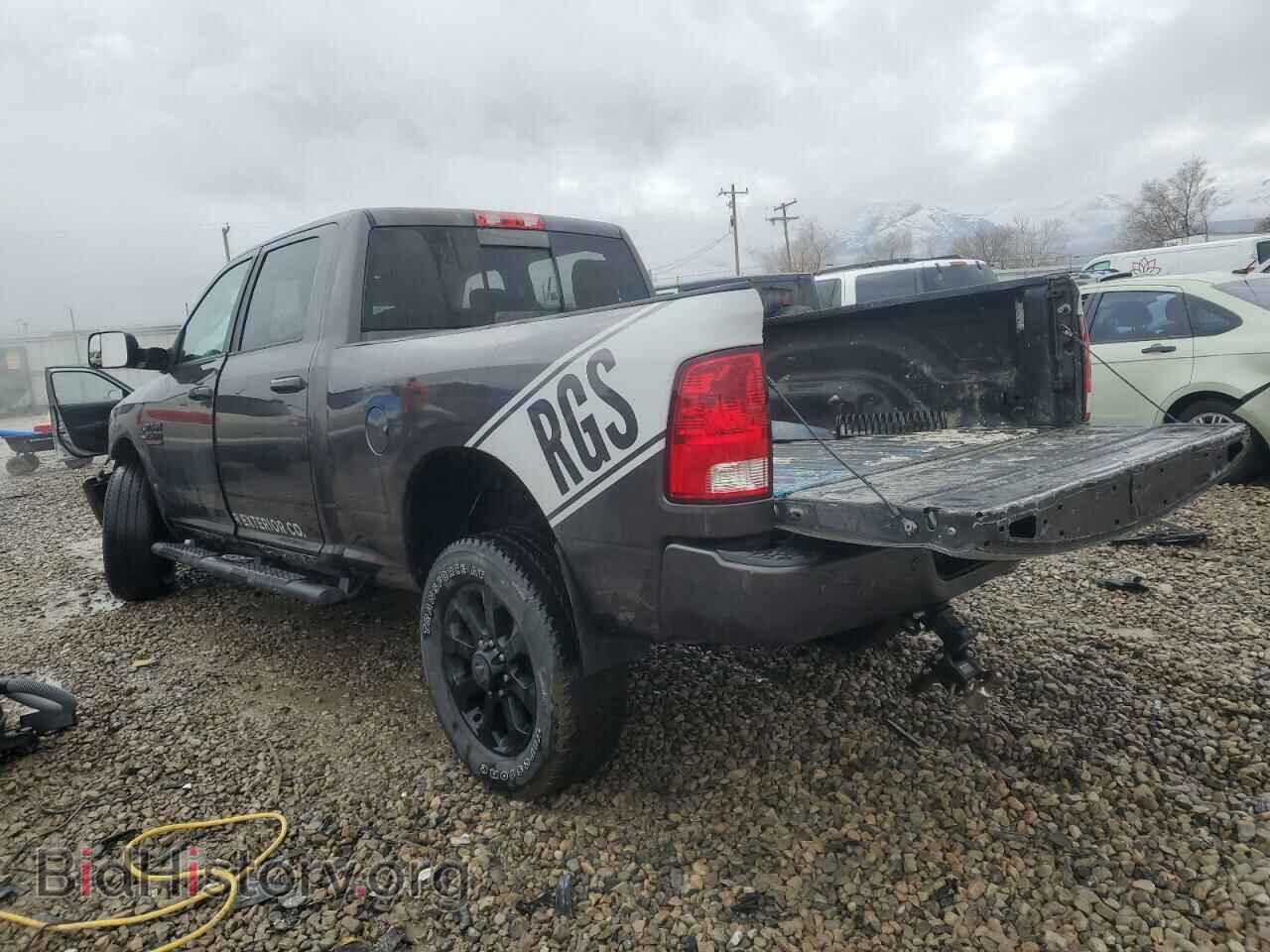 2017 RAM All Models - VIN: 3C6UR5DLXHG580929 - Photo 2