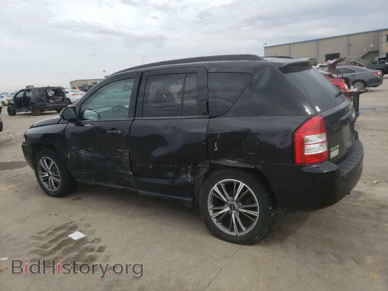2007 JEEP COMPASS - VIN: 1J8FF47W17D241037 - Фото 2