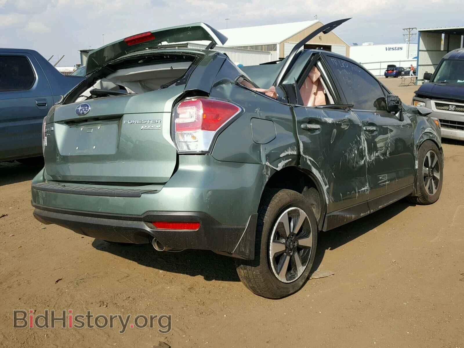2017 SUBARU FORESTER - VIN: JF2SJAJC8HH583033 - Фото 4