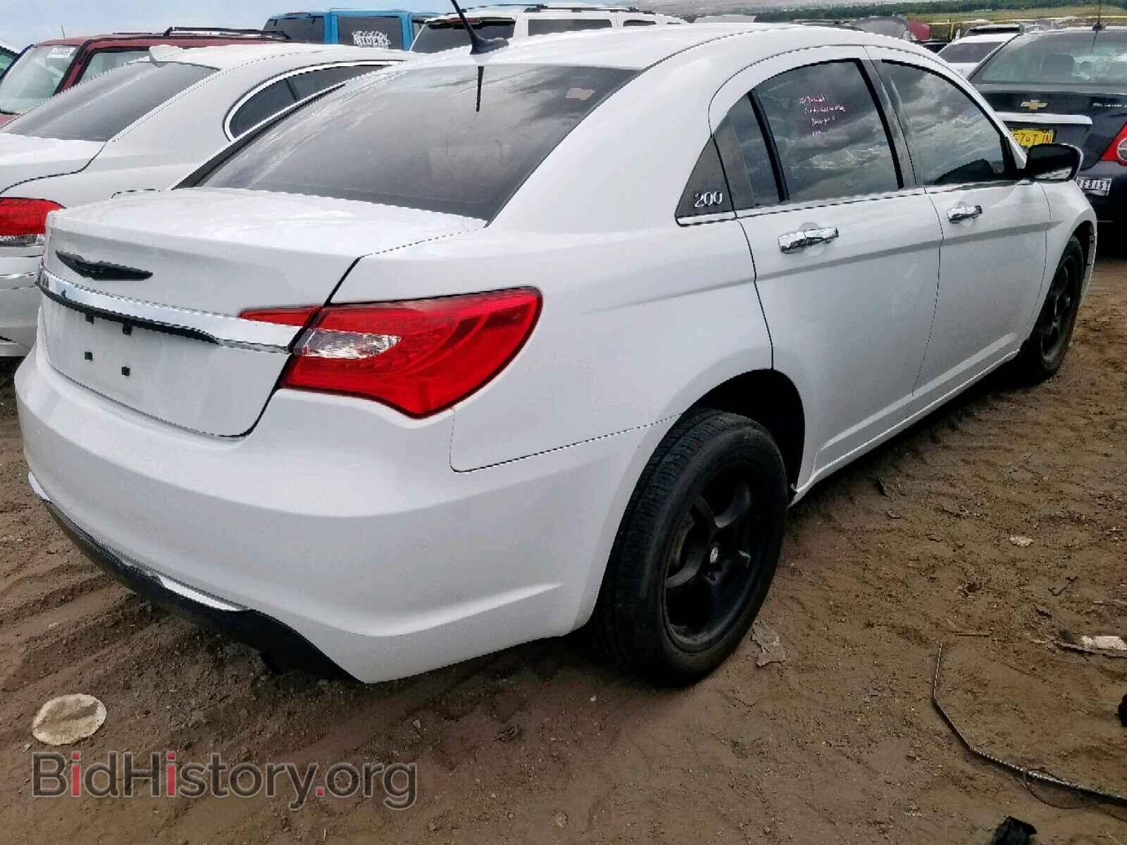 2014 CHRYSLER 200 - VIN: 1C3CCBAB2EN231562 - Фото 4