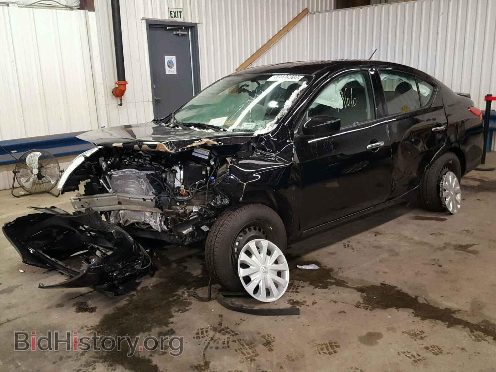 2017 NISSAN VERSA - VIN: 3N1CN7AP0HL864843 - Фото 2
